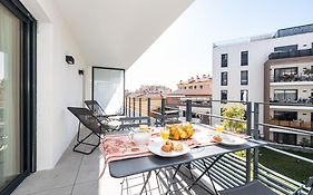 Queen Riviera : Climatisation, Parking, Terrasse