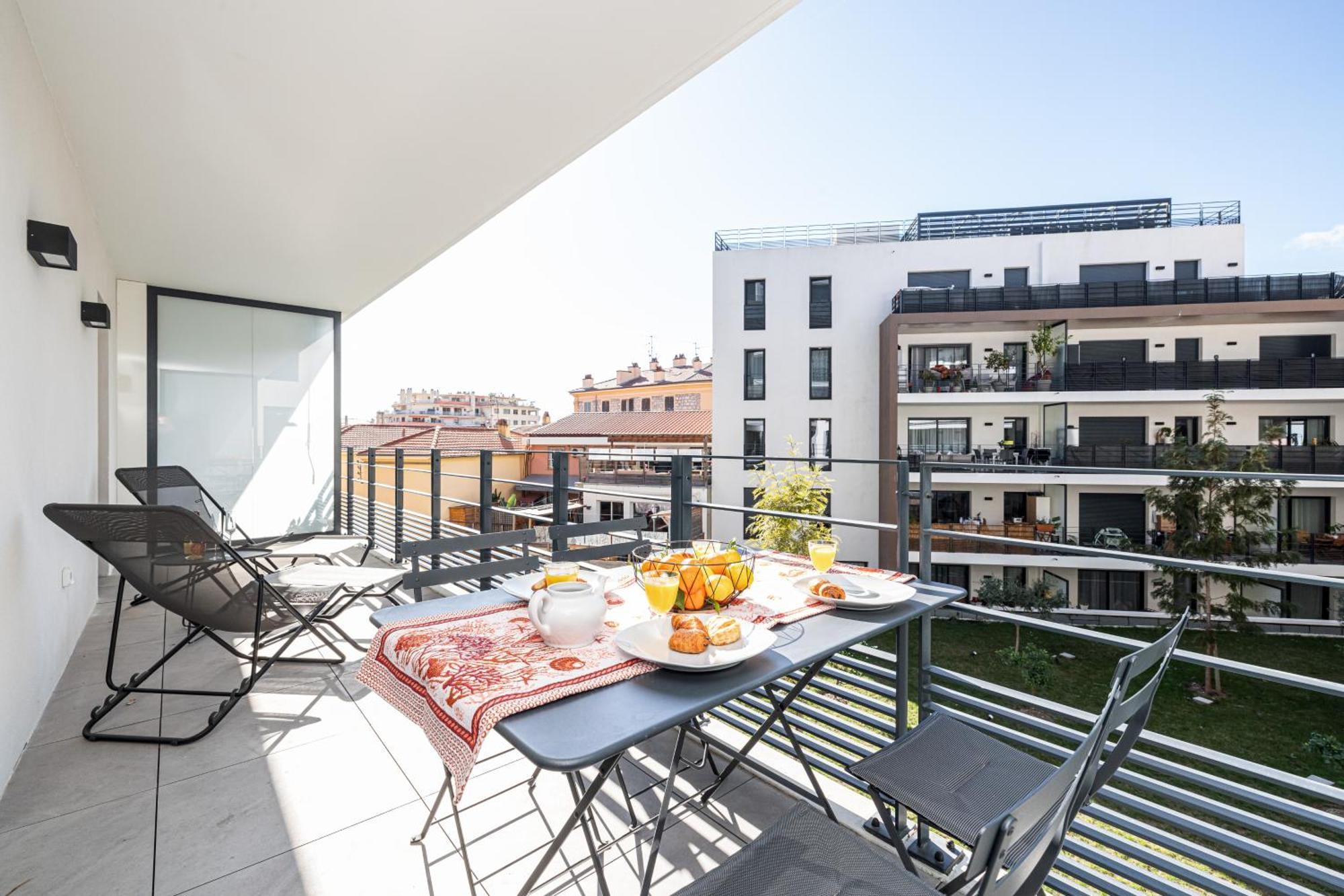 Queen Riviera : Climatisation, Parking, Terrasse Mentona Zewnętrze zdjęcie
