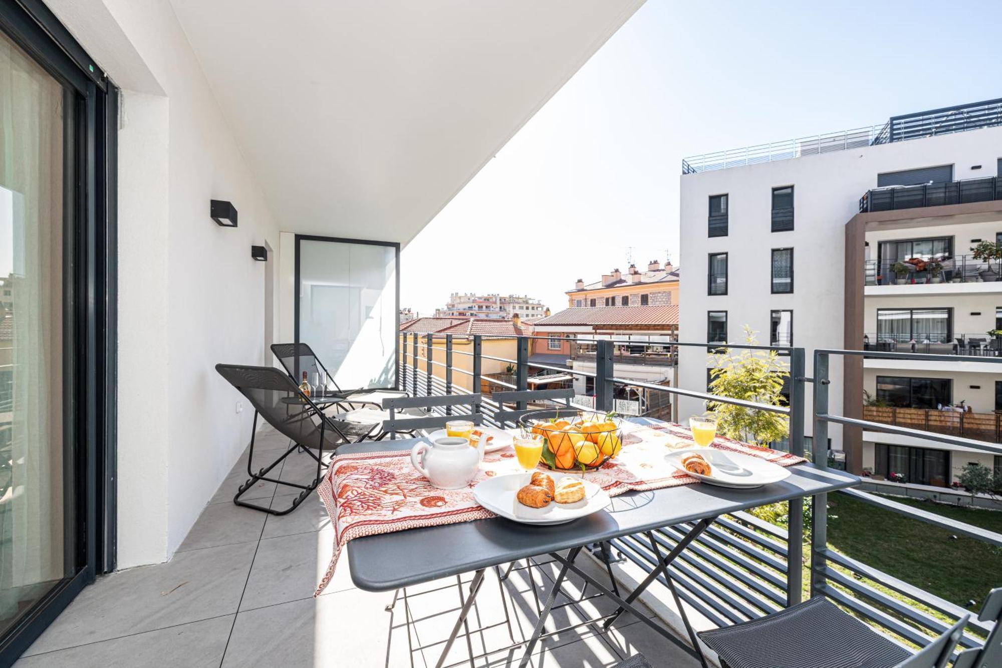 Queen Riviera : Climatisation, Parking, Terrasse Mentona Zewnętrze zdjęcie