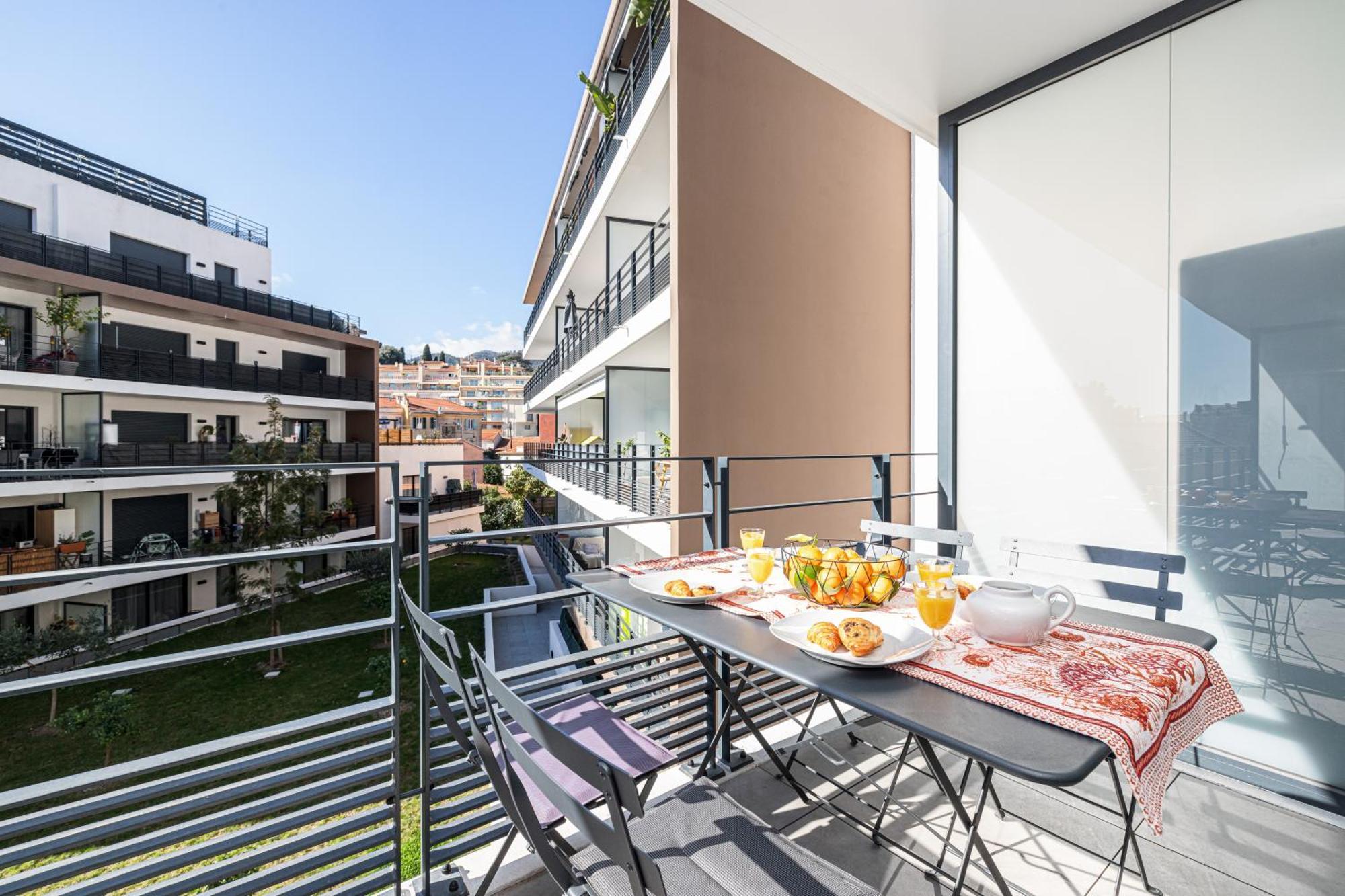 Queen Riviera : Climatisation, Parking, Terrasse Mentona Zewnętrze zdjęcie